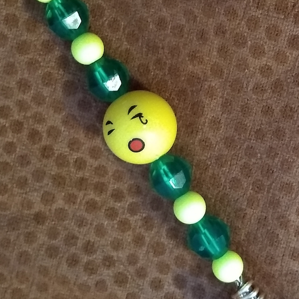 Smoke accessories/roach clip